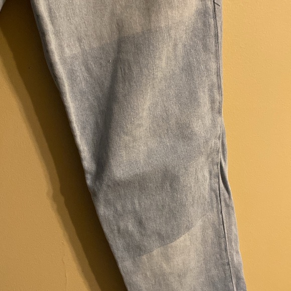 GAP girlfriend jeans with details on leg and pocket - Picture 4 of 6